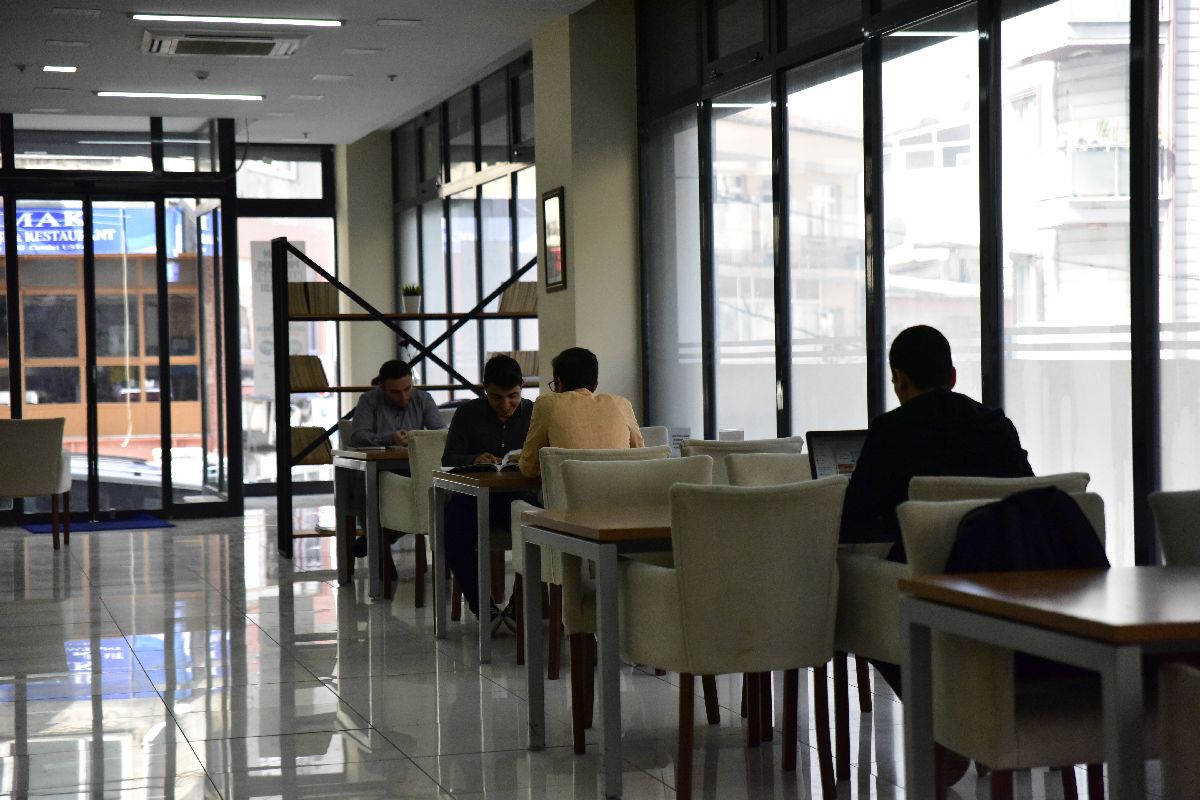 Yeni Dünya Vakfı Özel Çağlayan Yüksek Öğretim Erkek Öğrenci Yurdu