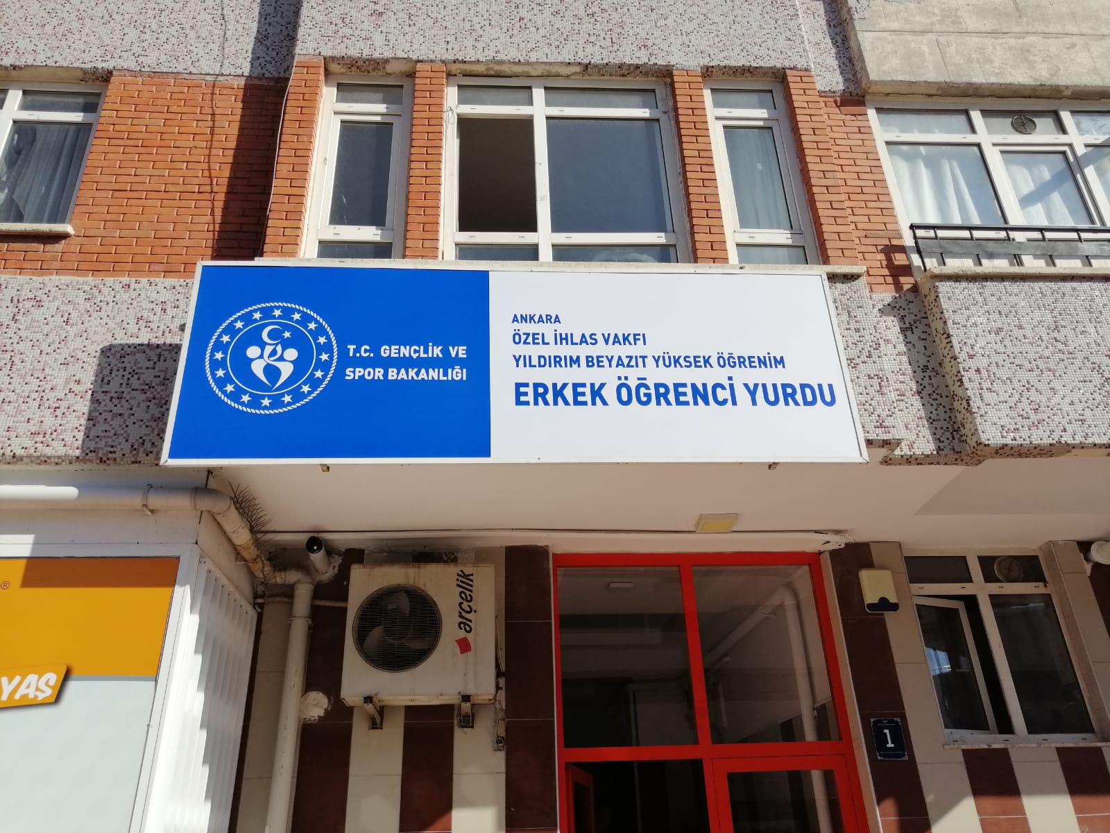 Özel İhlas Vakfı Yıldırım Beyazıt Yüksek Öğrenim Erkek Öğrenci Yurdu