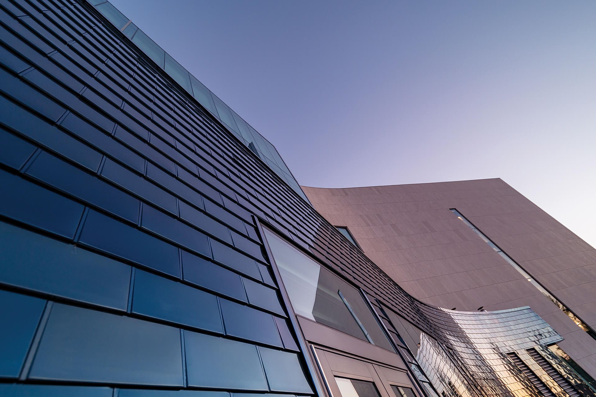 Macera Tutkunları İçin Efsanevi Yol Gezileri Keşfediniz