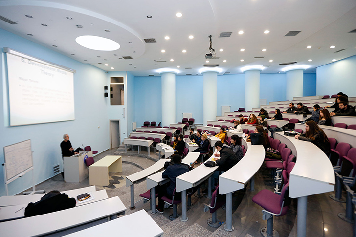 MARMARA ÜNİVERSİTESİ - جامعة مرمرة