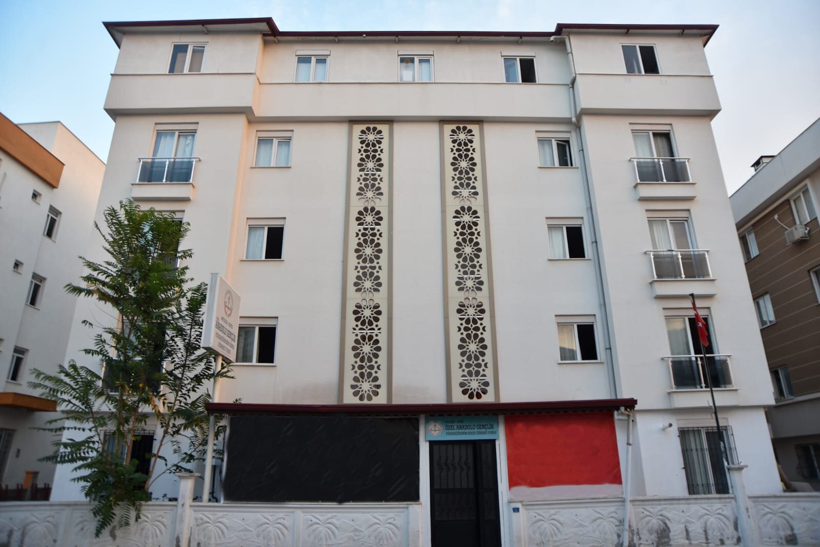 İHLAS VAKFI ANTALYA YÜKSEKÖĞRENİM ERKEK ÖĞRENCİ YURDU