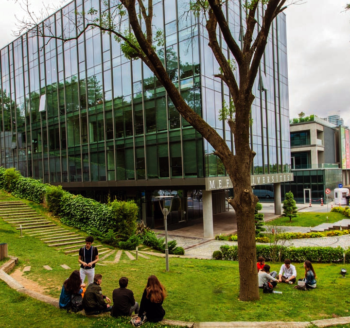 جامعة MEF ÜNİVERSİTESİ - MEF