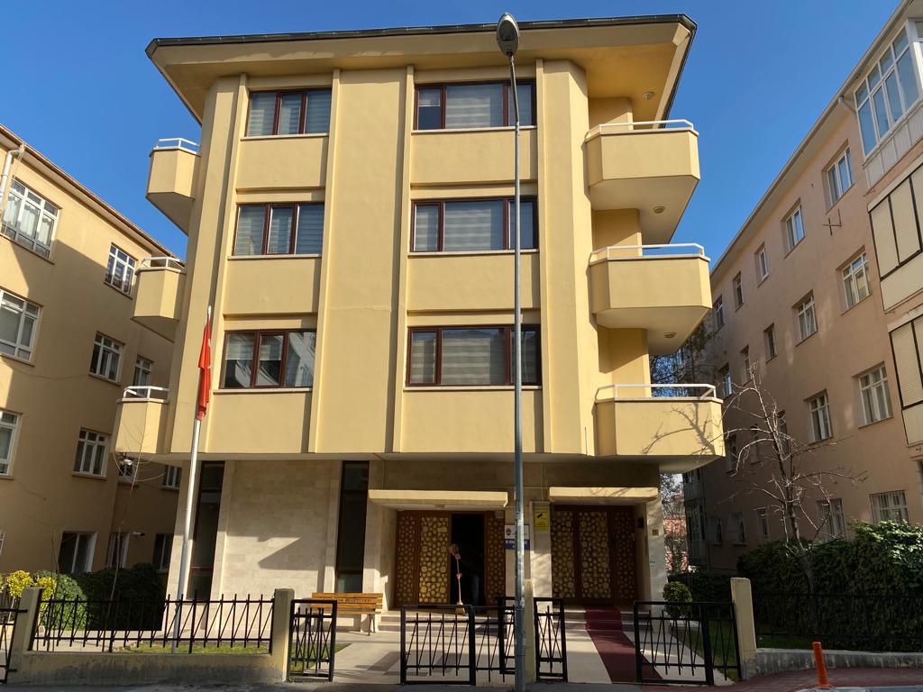 TÜRKİYE DİYANET VAKFI ÖZKARAGÖZ KIZ KONUK EVİ