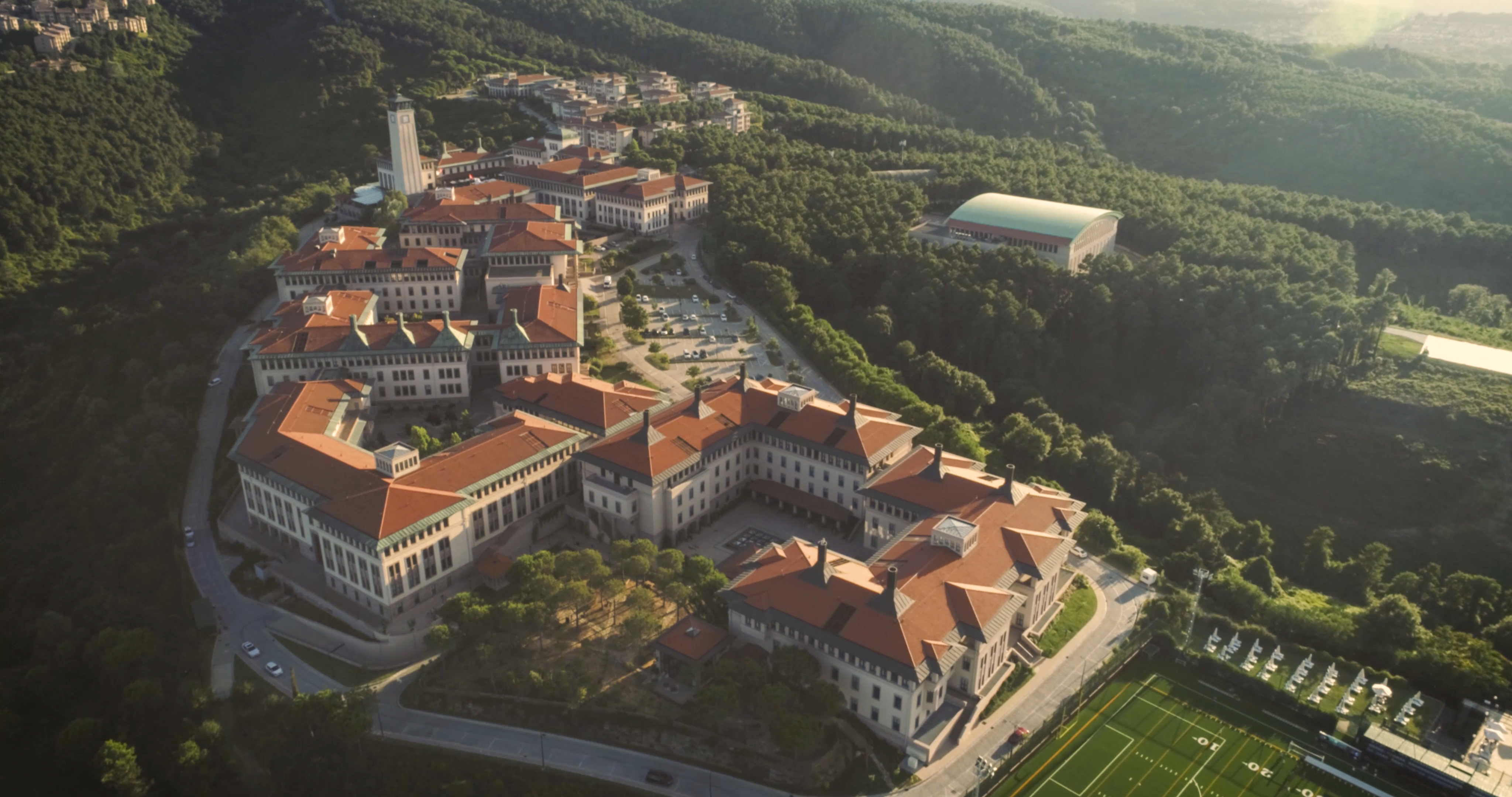 جامعة كوتش - KOÇ ÜNİVERSİTESİ