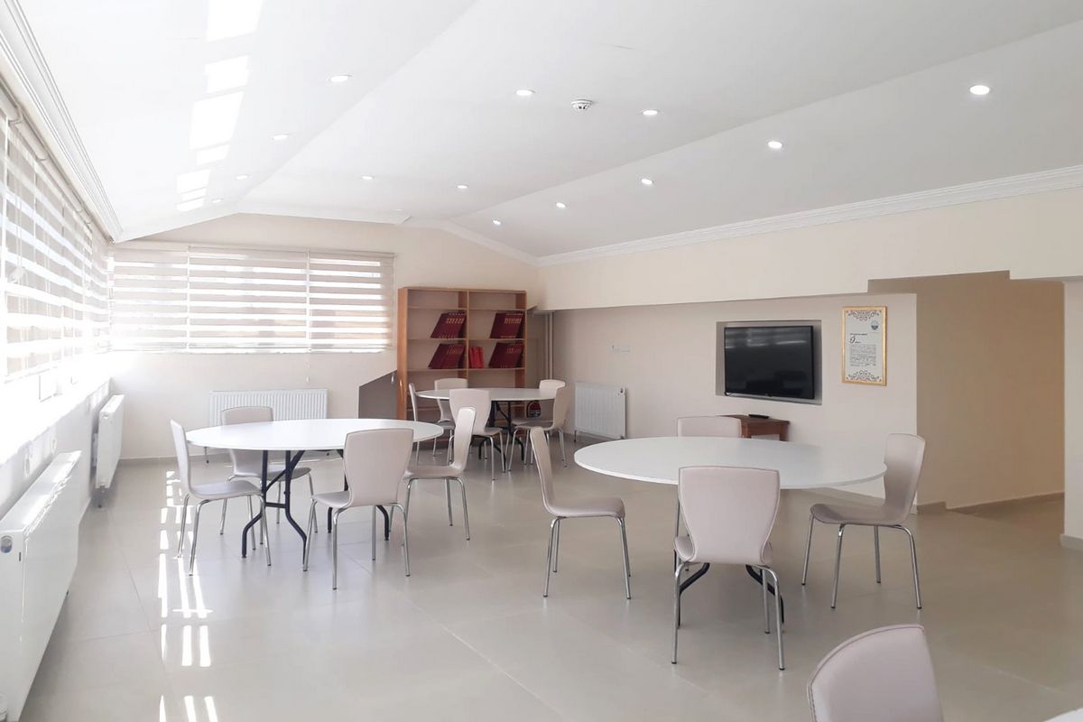 Lütfiye Hanım Yükseköğrenim Kız Öğrenci Yurdu-سكن لطفيه هانم الجامعي للطالبات