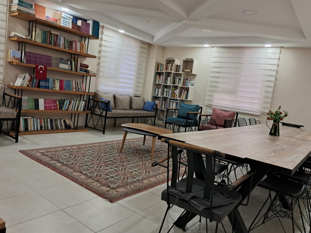 Özel Ensar Vakfı Balıkesir Yükseköğrenim Kız Öğrenci Yurdu