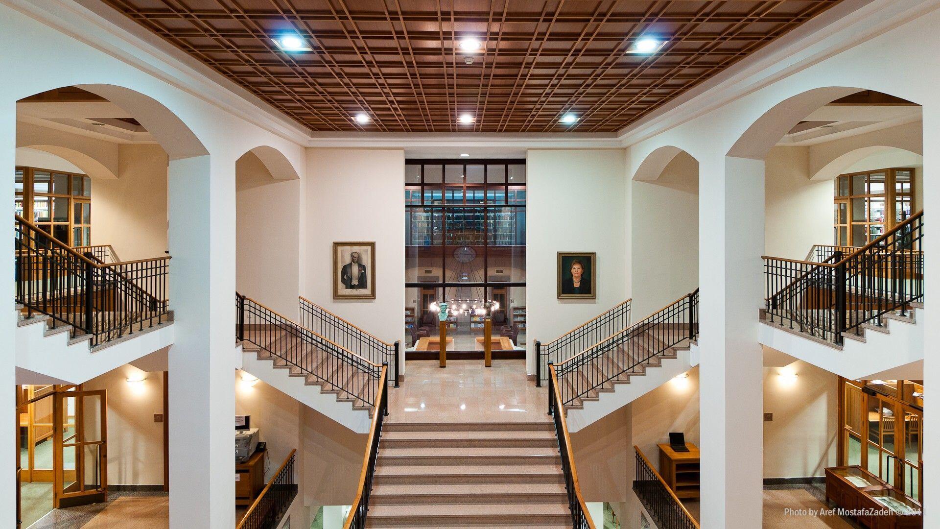 جامعة كوتش - KOÇ ÜNİVERSİTESİ