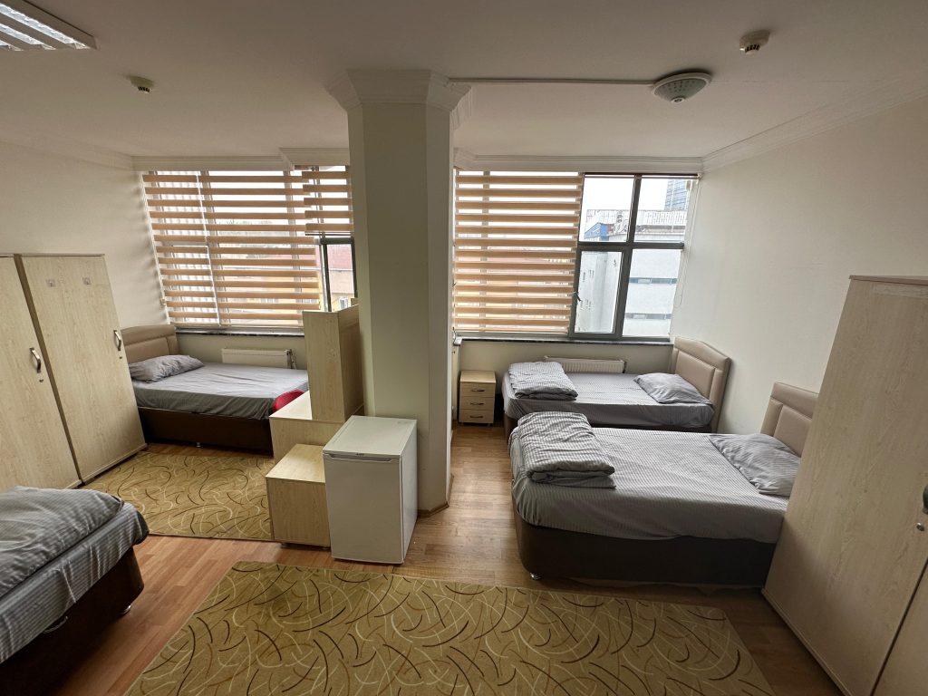 سكن طلاب وقف الديانة التركي - إسطنبول أسكدار للتعليم العالي (للذكور)-TÜRKİYE DİYANET VAKFI İSTANBUL ÜSKÜDAR YÜKSEKÖĞRENİM ERKEK ÖĞRENCİ YURDU  