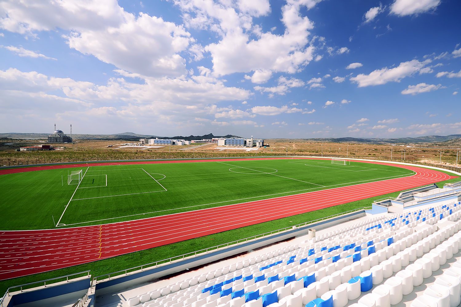 جامعة كيركلاريلي - Kırklareli ÜniversitesI