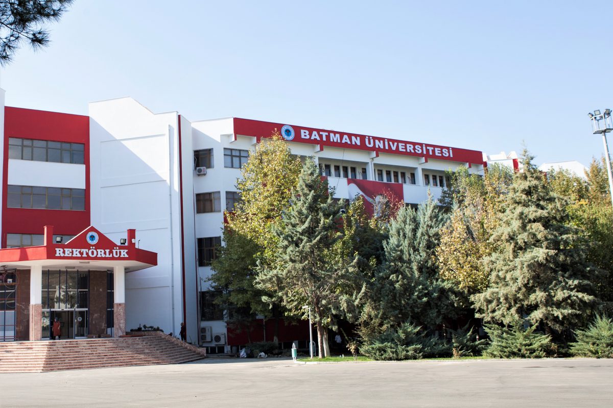 جامعة باتمان - Batman Üniversitesi