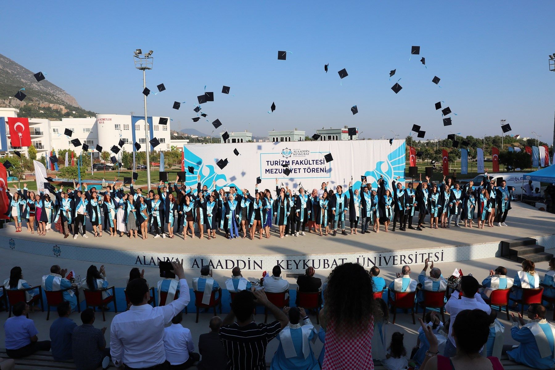 جامعة الانيا علاء الدين كيكوبات - ALANYA ALAADİN KEYKUBAT ÜNİVERSİTESİ