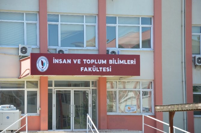 جامعة يالوفا - Yalova Üniversitesi