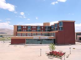 جامعة عمر حاليسديمير (Niğde Ömer Halisdemir Üniversitesi) 
