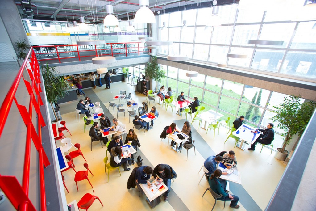 ALTINBAŞ ÜNİVERSİTESİ _ جامعة التن باش 