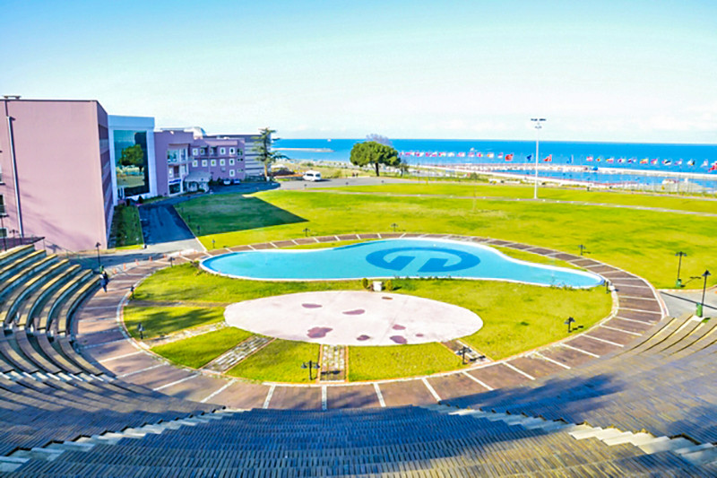 TRABZON ÜNİVERSİTESİ -جامعة طرابزون