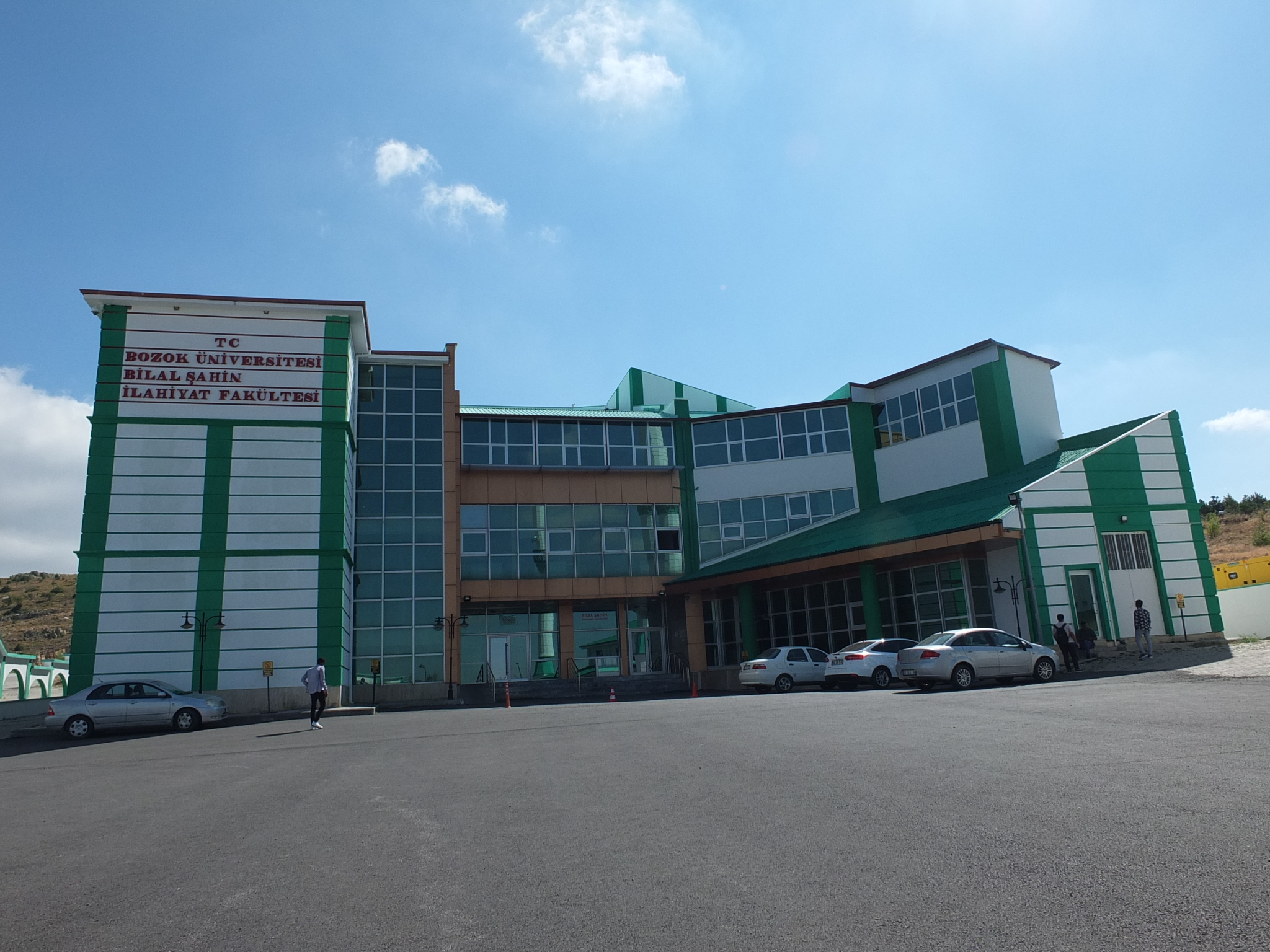 جامعة يوزغات بوزوك - Yozgat Bozok Üniversitesi