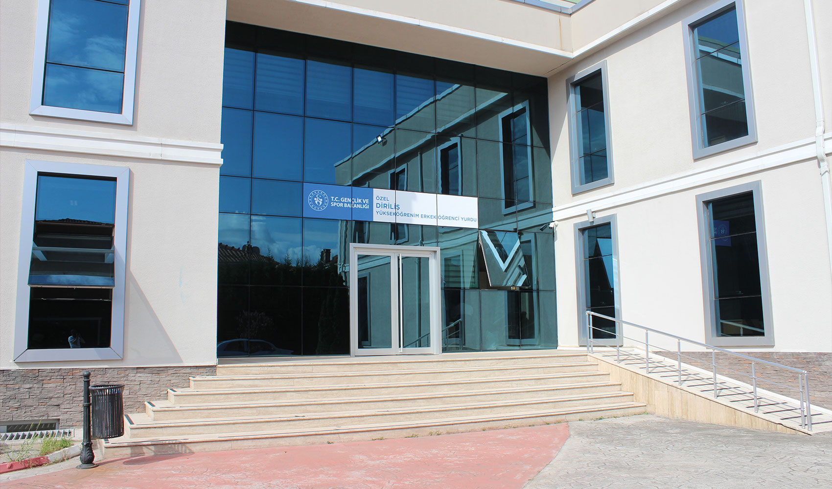 Özel İnsan Vakfı Diriliş Yükseköğretim Erkek Öğrenci Yurdu