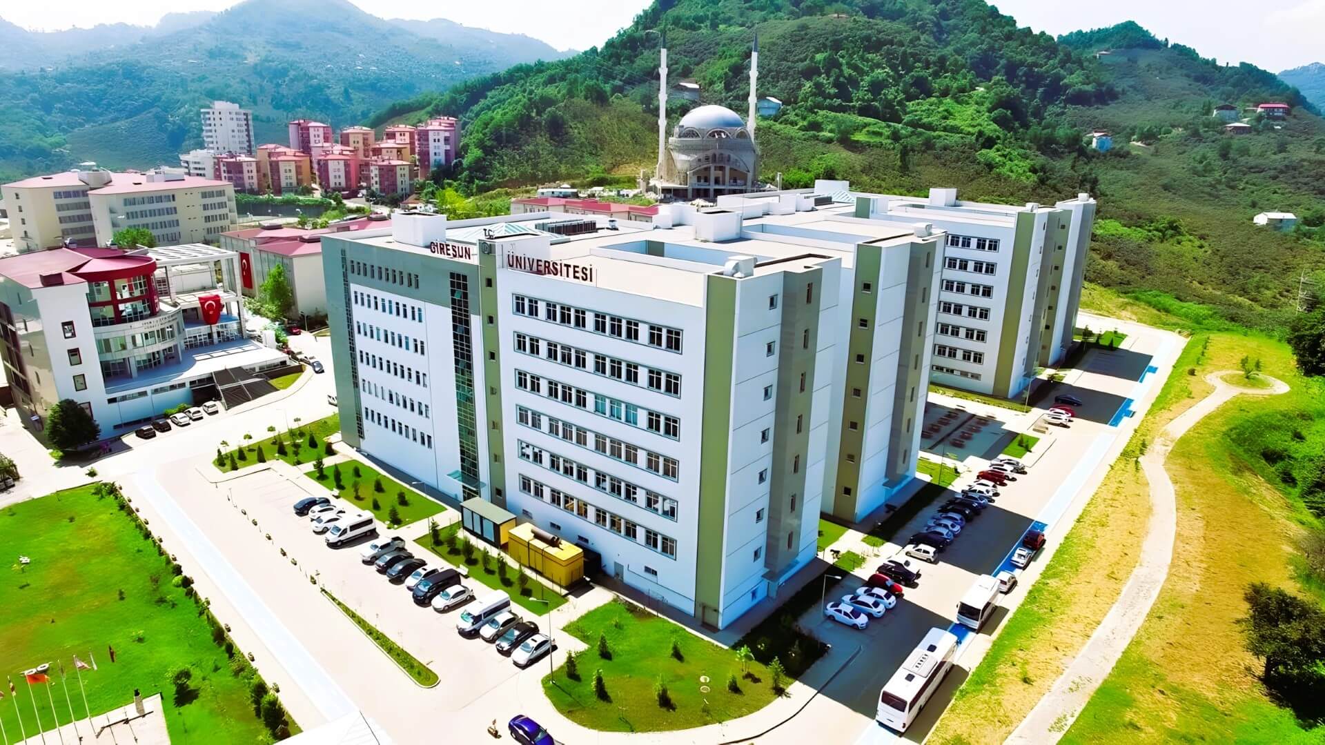 جامعة غيرسون - GIRESUN ÜNIVERSITESİ