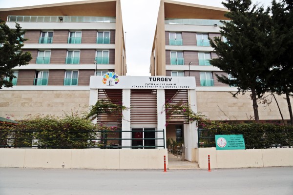 Fatma Aliye Hanım Yükseköğretim Kız Öğrenci Yurdu