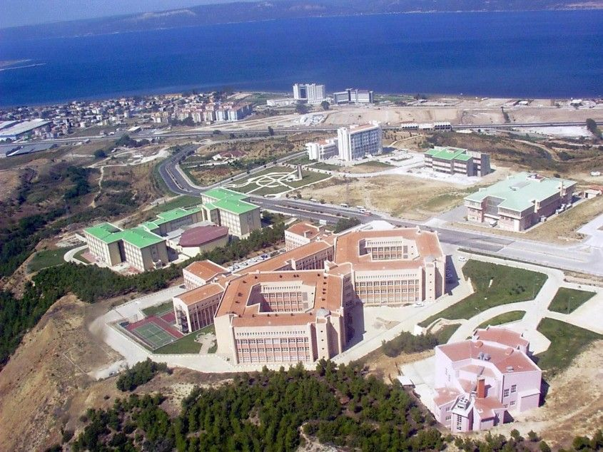 جامعة جناق قلعة 18 آذار-ÇANAKKALE ONSEKİZ MART ÜNİVERSİTESİ 