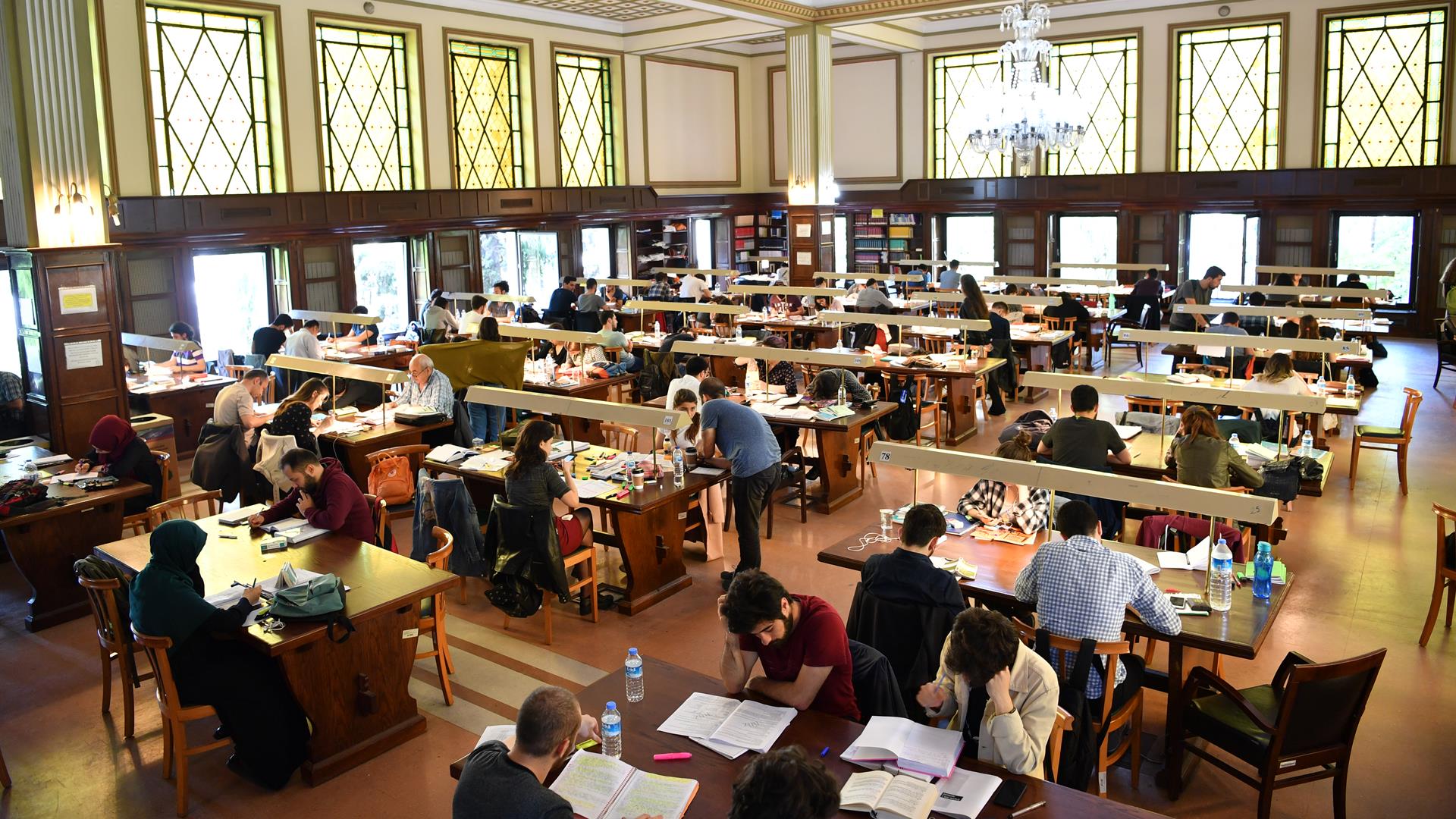 جامعة إسطنبول-İSTANBUL ÜNİVERSİTESİ 