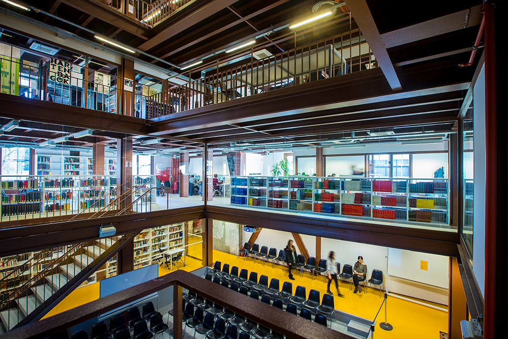 جامعة إسطنبول بيلغي-İSTANBUL BİLGİ ÜNİVERSİTESİ  