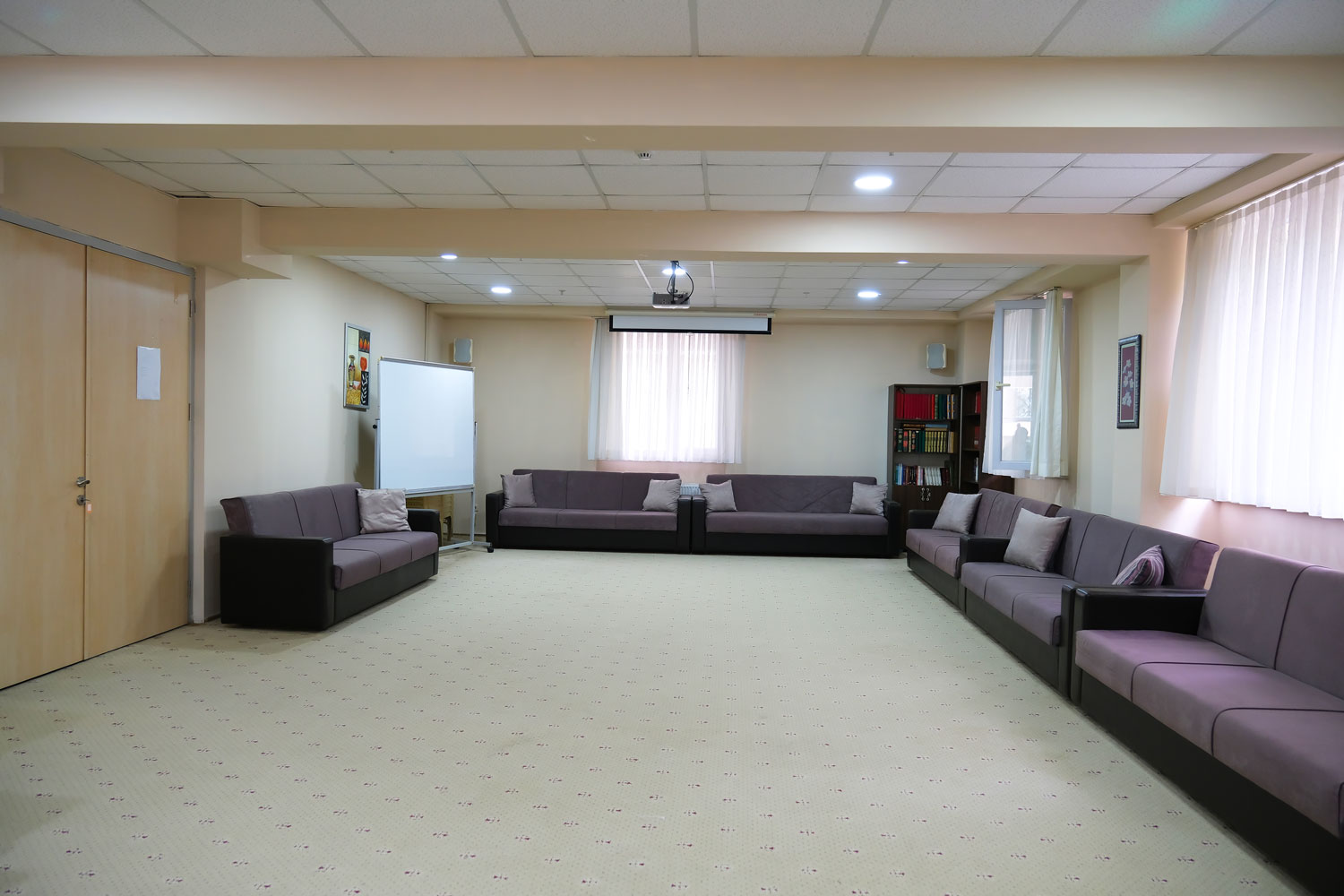 Özel İnsan Vakfı Maltepe Yükseköğretim Kız Öğrenci Yurdu