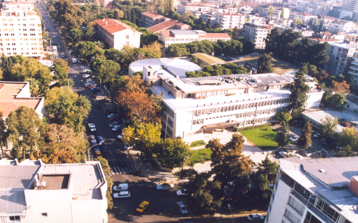 جامعة دوكوز ايلول - DOKUZ EYLÜL ÜNİVERSİTESİ