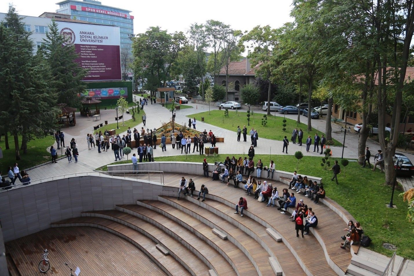 ANKARA SOSYAL BİLİMLER ÜNİVERSİTESİ _ جامعة أنقرة للعلوم الاجتماعية