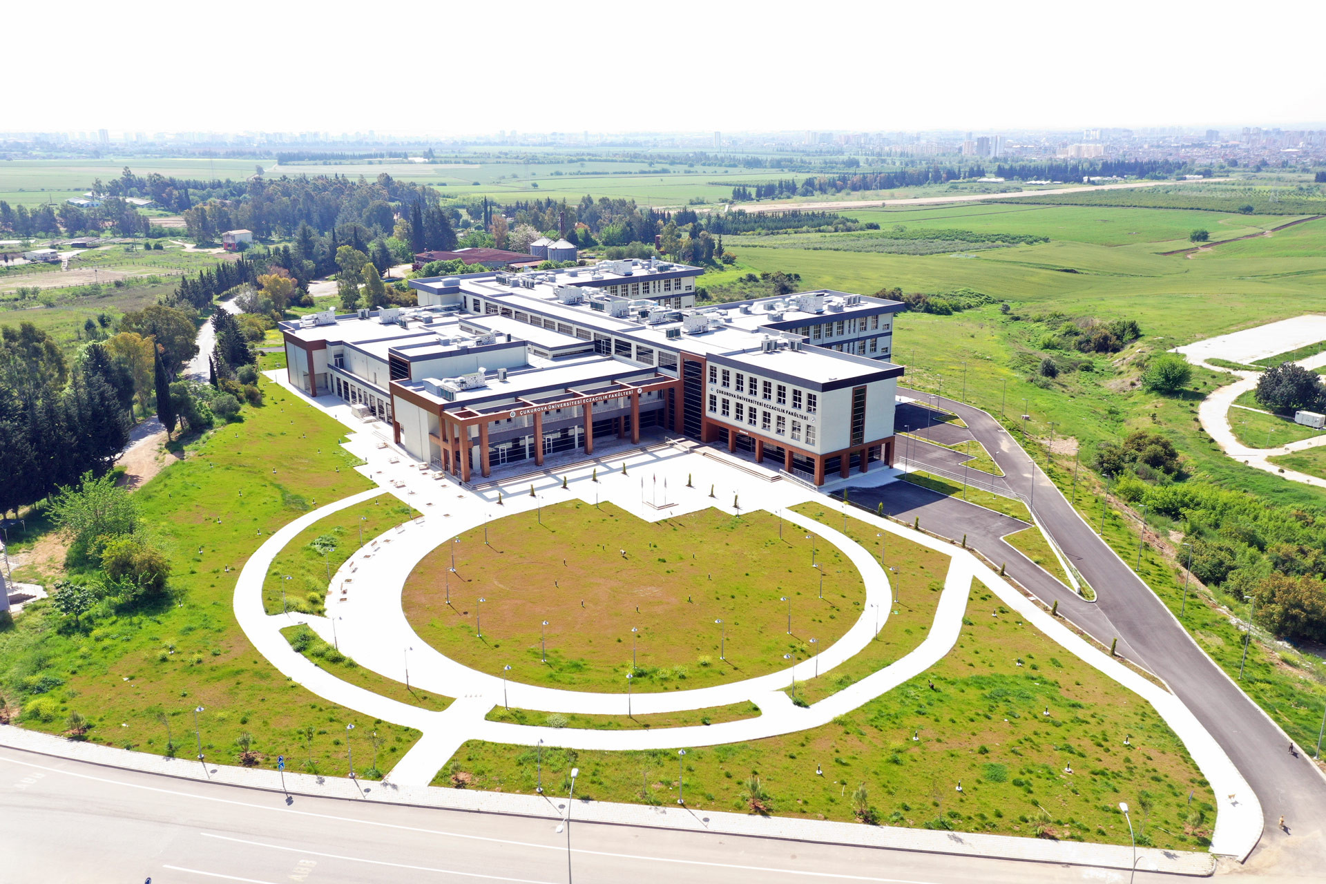 جامعة تشوكوروفا - Çukurova Üniversitesi