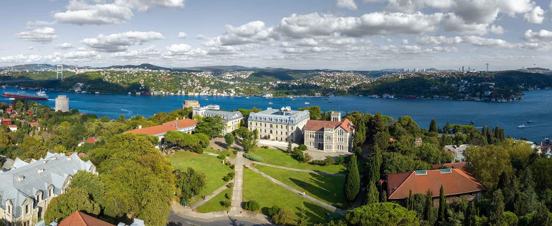 جامعة بوغازيتشي -BOĞAZİÇİ ÜNİVERSİTESİ