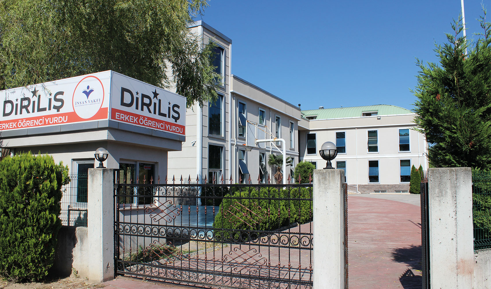 Özel İnsan Vakfı Diriliş Yükseköğretim Erkek Öğrenci Yurdu