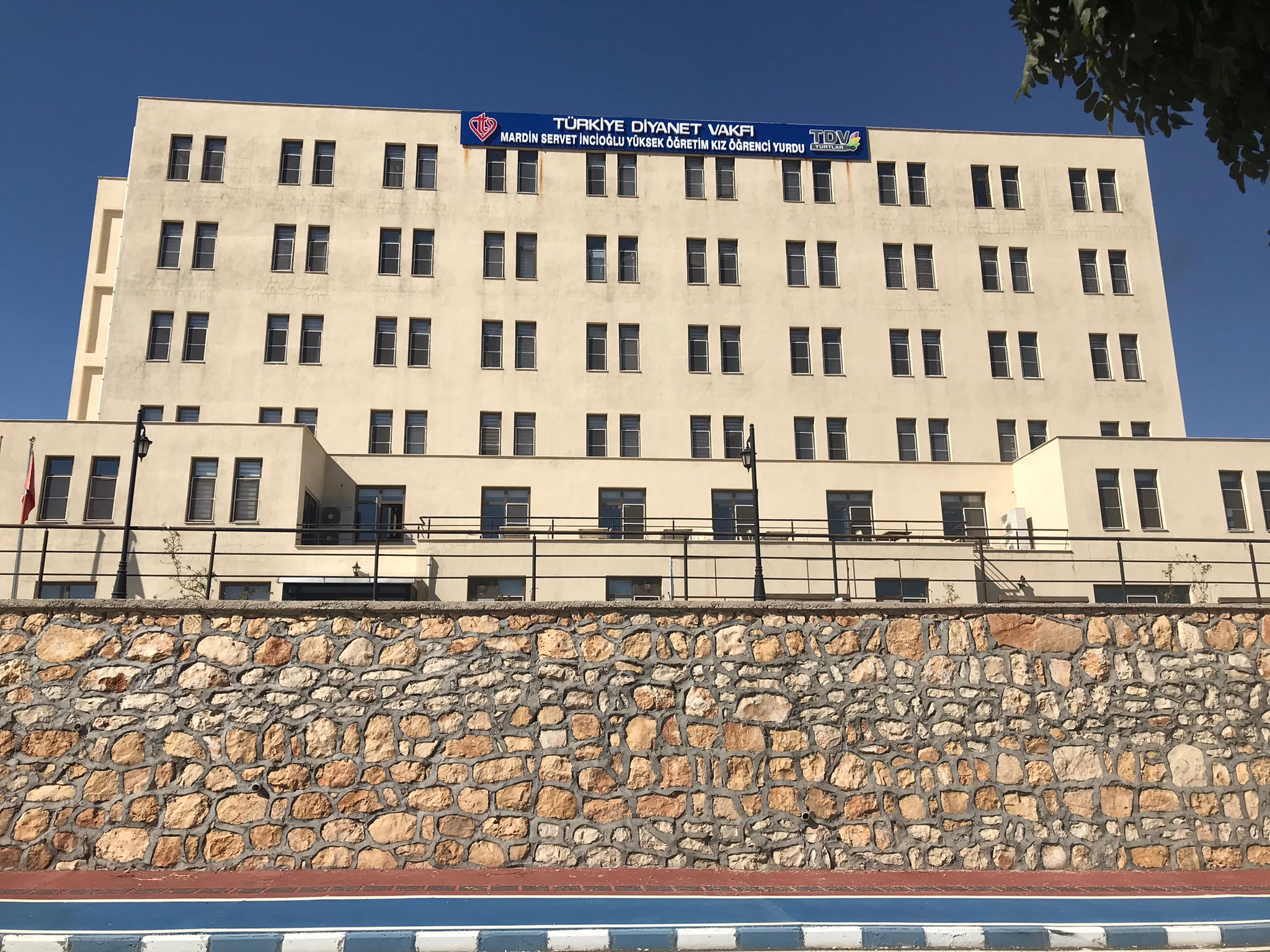 TÜRKİYE DİYANET VAKFI MARDİN YÜKSEKÖĞRENİM KIZ ÖĞRENCİ YURDU