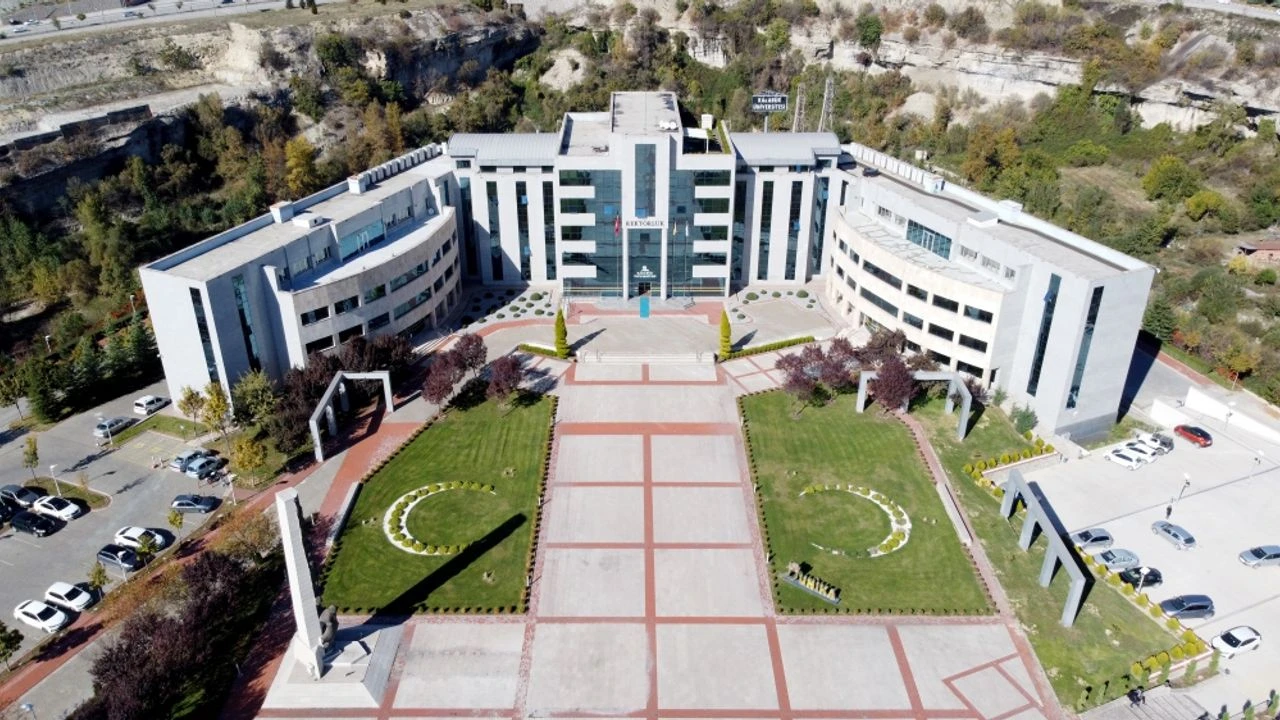 جامعة كارابوك - Karabük Üniversitesi