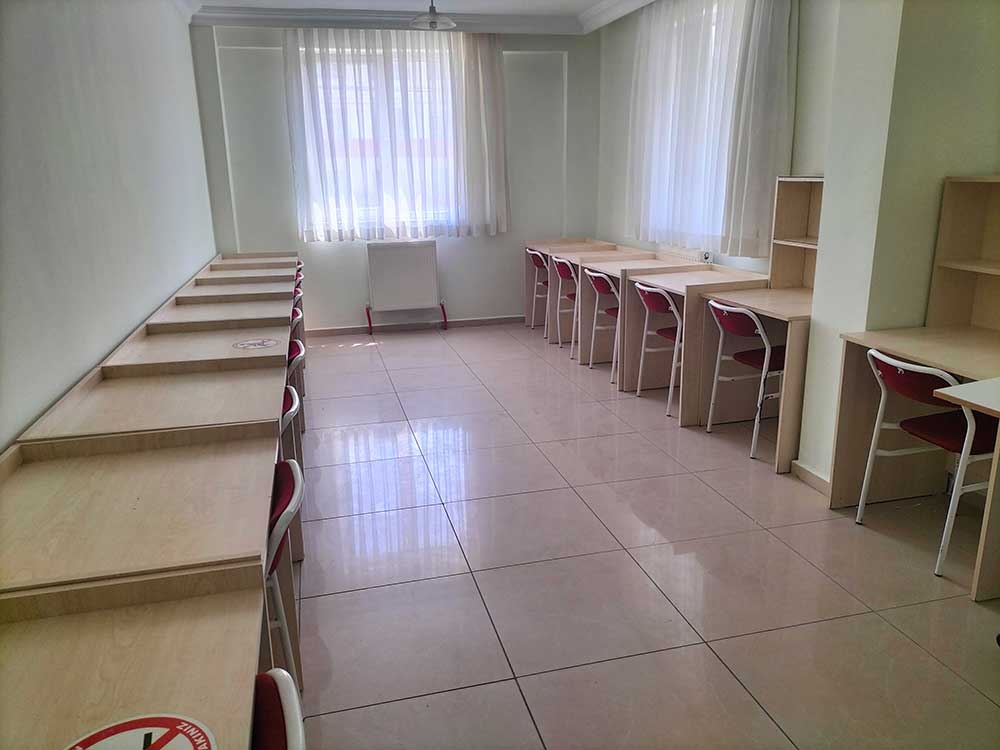 İhlas Vakfı İzzet Çelik Erkek Öğrenci Yurdu