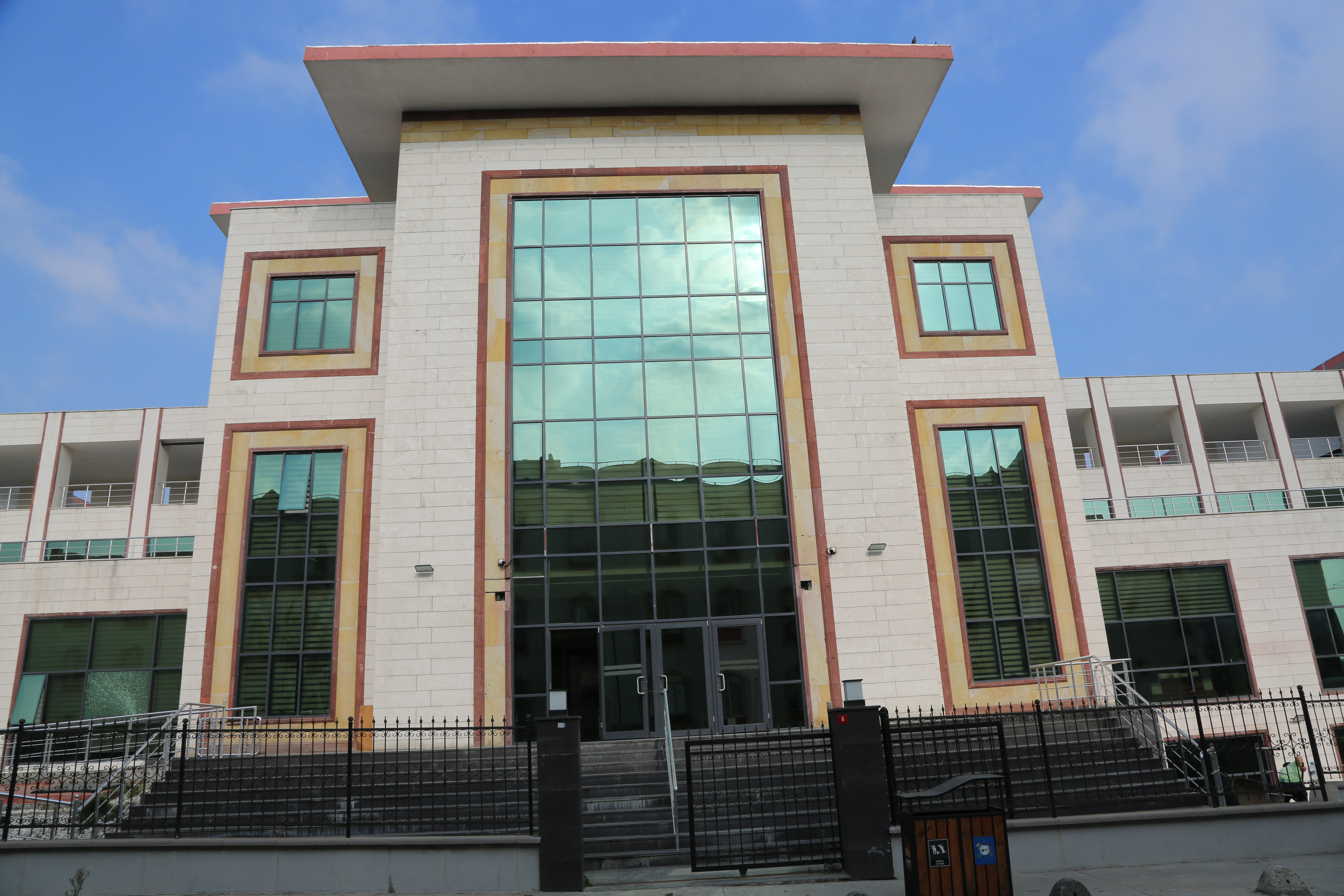 Fatma Akbalık Yükseköğretim Kız Öğrenci Yurdu