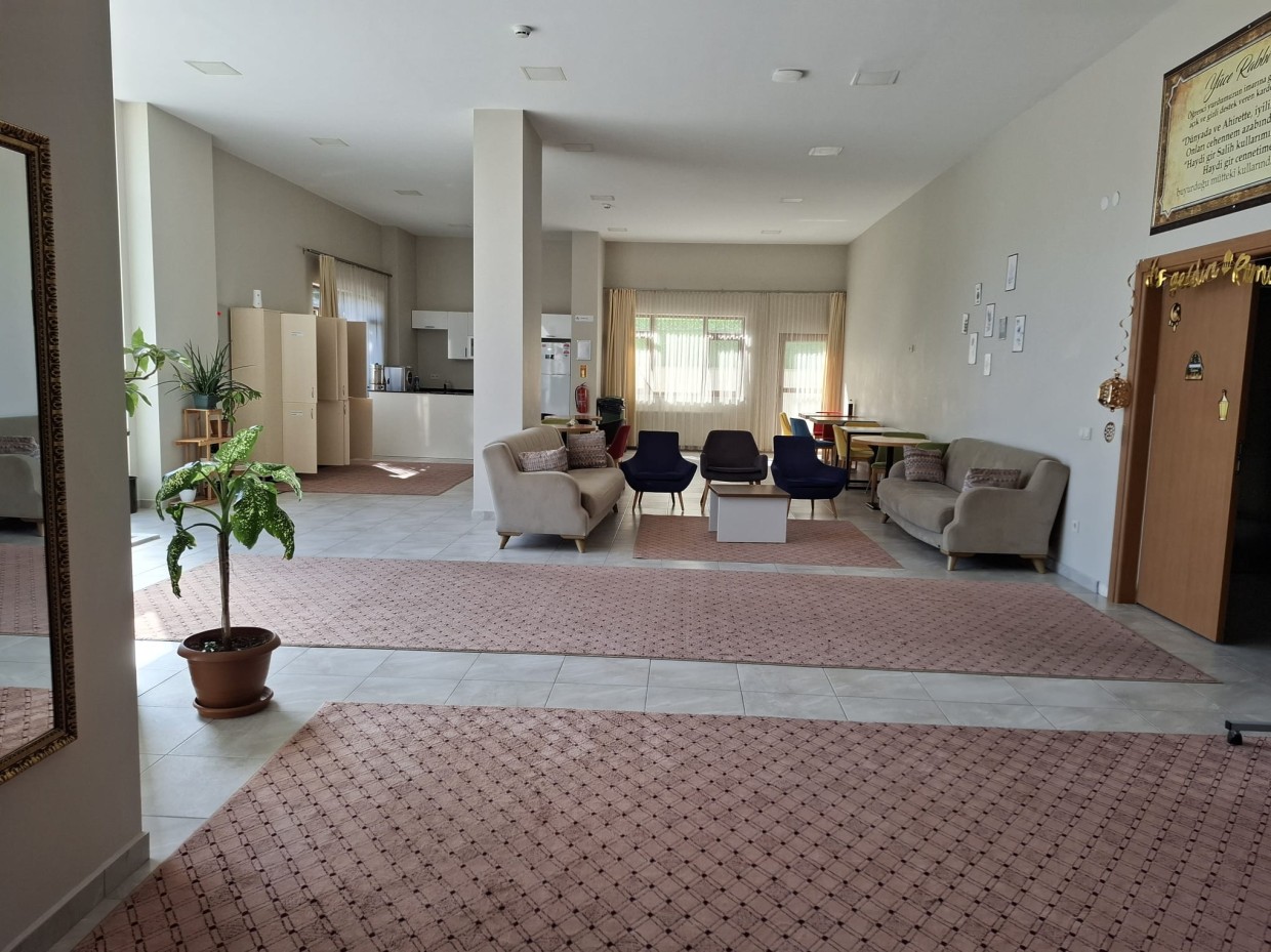 Özel Ensar Vakfı İstanbul Bağcılar Hazreti Hatice Yükseköğrenim Kız Öğrenci Yurdu